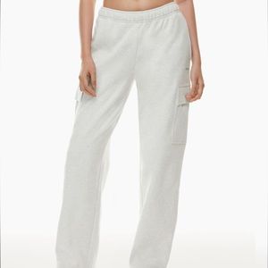 Aritiza/tna cargo sweatpants, size xs